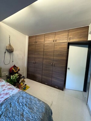 Room in 2 BHK Apartment at Milton Apartment, Juhu – for Sale