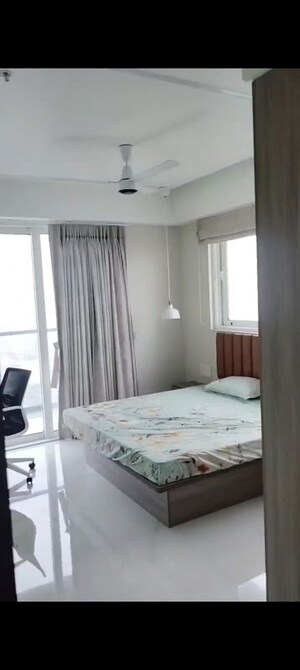 Bedroom in 3 BHK Apartment at Twin Towers, Prabhadevi – for Rent