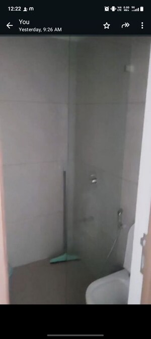 Furnished Amenities in 3 BHK Apartment at Twin Towers, Prabhadevi – for Rent