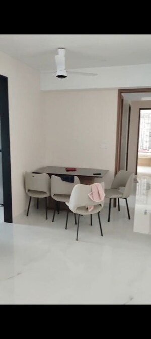 Team Area in 3 BHK Apartment at Twin Towers, Prabhadevi – for Rent