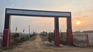   Plot at Sultanpur Road – for Sale