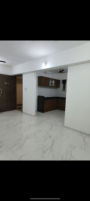 Room in 2 BHK Apartment at Kishor Platinum Towers, Wakad – for Rent