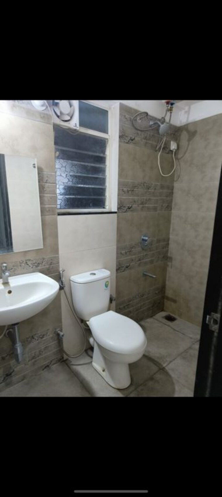 Bathroom, kishor-platinum-towers 2 Bedroom 1000 Sq.Ft. Apartment In Wakad Pune 10608152
