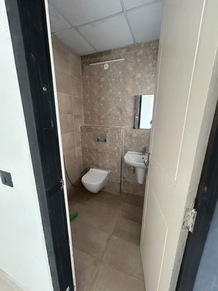 Bathroom, the-address-mullanpur 3 Bedroom 2100 Sq.Ft. Apartment In North Mullanpur Chandigarh 10472406
