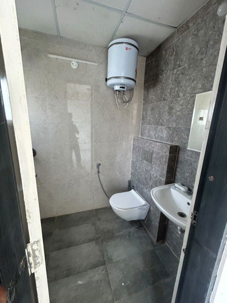 Bathroom, the-address-mullanpur 3 Bedroom 2100 Sq.Ft. Apartment In North Mullanpur Chandigarh 10472406