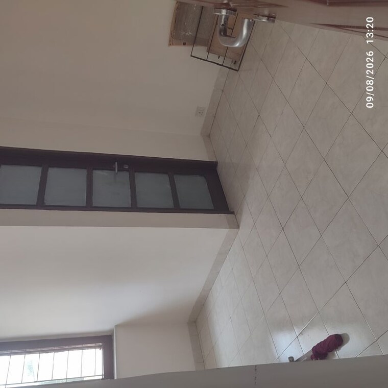 Bathroom, unitech-aspen-greens 4 Bedroom 240 Sq.Yd. Villa In Sector 50 Gurgaon 10608216
