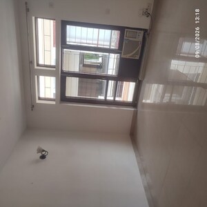 Room in 4 BHK Villa at Unitech Aspen Greens, Sector 50 – for Rent