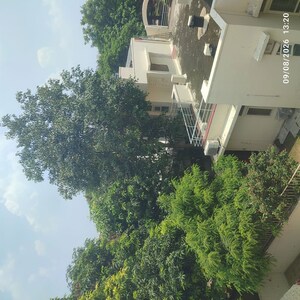 4 BHK Villa – Exterior View View at Unitech Aspen Greens, Sector 50 - for Rent