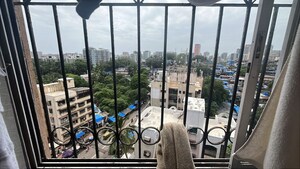 Gym in 2 BHK Apartment at Vraj One, Andheri West – for Sale