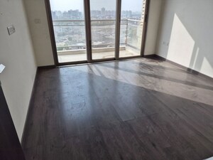Room in 3.5 BHK Apartment at Tata Primanti Villas, Sector 72 – for Sale