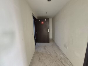 Room in 3.5 BHK Apartment at Tata Primanti Villas, Sector 72 – for Sale