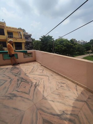 Balcony in 3 BHK Builder Floor at Sector 46 – for Rent