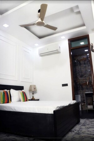 Kitchen in 2 BHK Builder Floor at RWA Apartments Sector 45, Sector 45 – for Rent