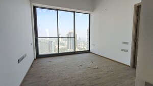 Room in 5 BHK Apartment at Rustomjee Crown, Prabhadevi – for Rent