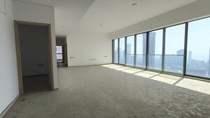 Room in 5 BHK Apartment at Rustomjee Crown, Prabhadevi – for Rent