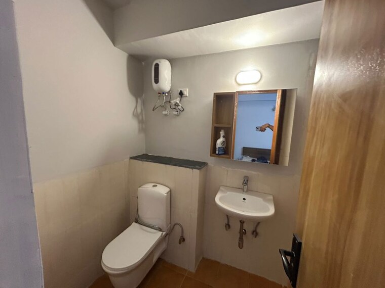 Bathroom, jaypee-kensington-park-apartments 3.5 Bedroom 1640 Sq.Ft. Apartment In Sector 133 Noida 10608277