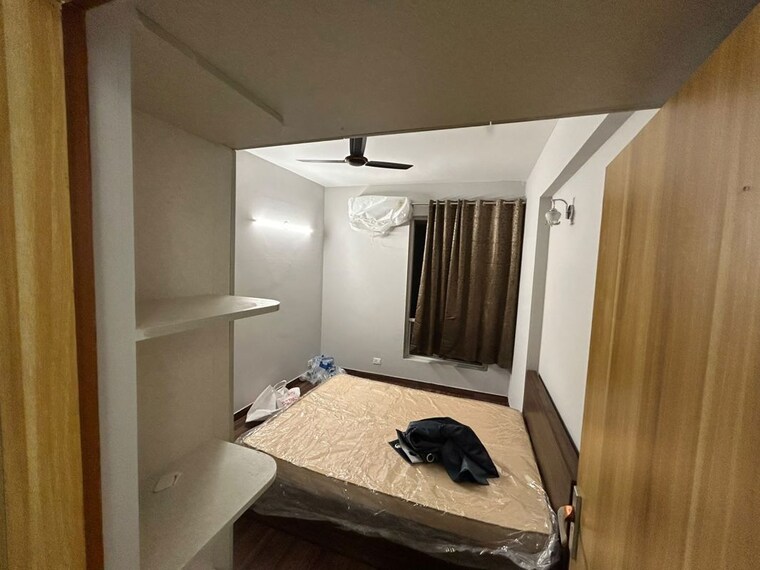 Team Area, jaypee-kensington-park-apartments 3.5 Bedroom 1640 Sq.Ft. Apartment In Sector 133 Noida 10608277