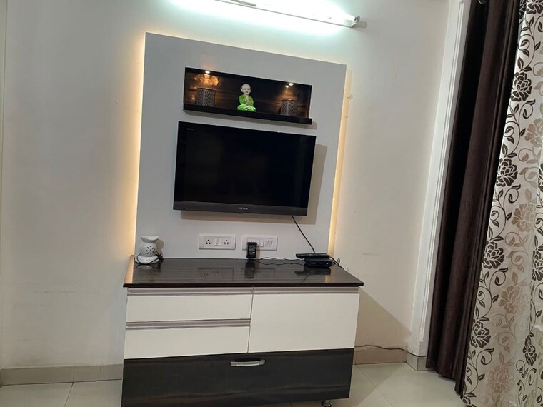 undefined, saya-zenith 4 Bedroom 2000 Sq.Ft. Apartment In Ahinsa Khand 2 Ghaziabad 10608281