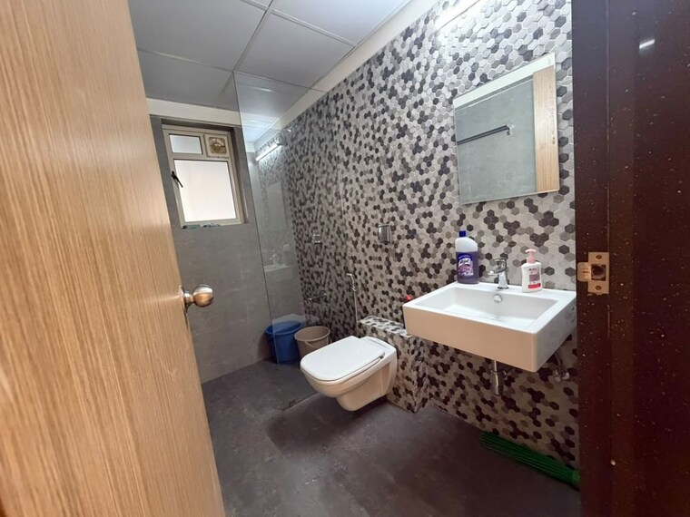Bathroom, supreme-estia-phase-1 3 Bedroom 1350 Sq.Ft. Apartment In Baner Pune 10608291