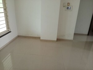 Room in 3 BHK Apartment at Primespace The Address, Aundh – for Rent