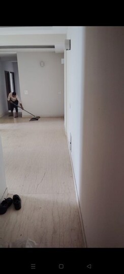 2.5 BHK + Study Room Apartment For Rent in Mahagun Moderne