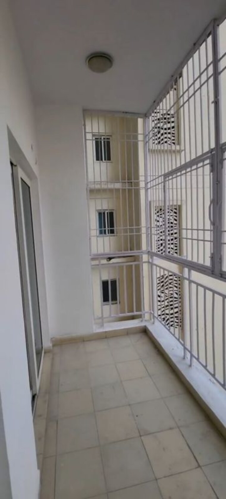 Balcony, mahagun-moderne 3 Bedroom 1550 Sq.Ft. Apartment In Sector 78 Noida 10608315