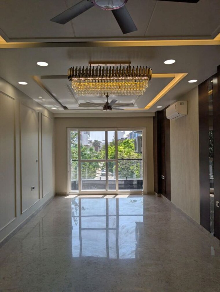 undefined, sector 45 4 Bedroom 300 Sq.Yd. Builder Floor In Sector 45 Gurgaon 10608352