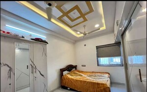 Room in 4 BHK Villa at Hi Tech City – for Sale