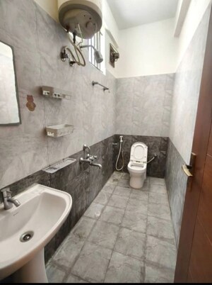 Bathroom in 2 BHK Villa at Robertson Pet – for Sale