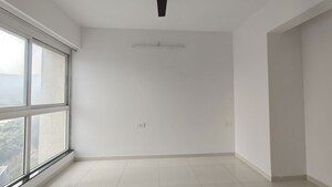 Room in 1.5 BHK Apartment at Godrej Emerald, Ghodbunder Road – for Rent