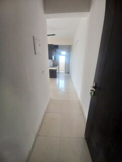 2 BHK + Extra Room Apartment For Rent in Signature Global The Millennia