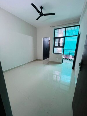 Room in 3 BHK Apartment at BPTP Princess Park, Sector 86 – for Rent