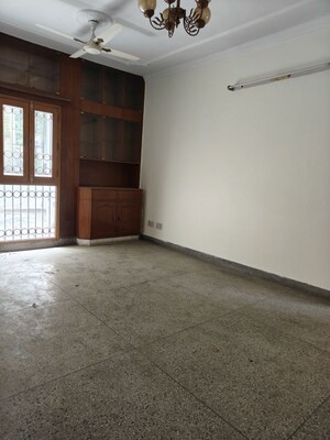 2 BHK Apartment For Rent in Vasant Kunj