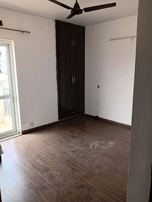 Room in 3 BHK Apartment at BPTP Princess Park, Sector 86 – for Rent