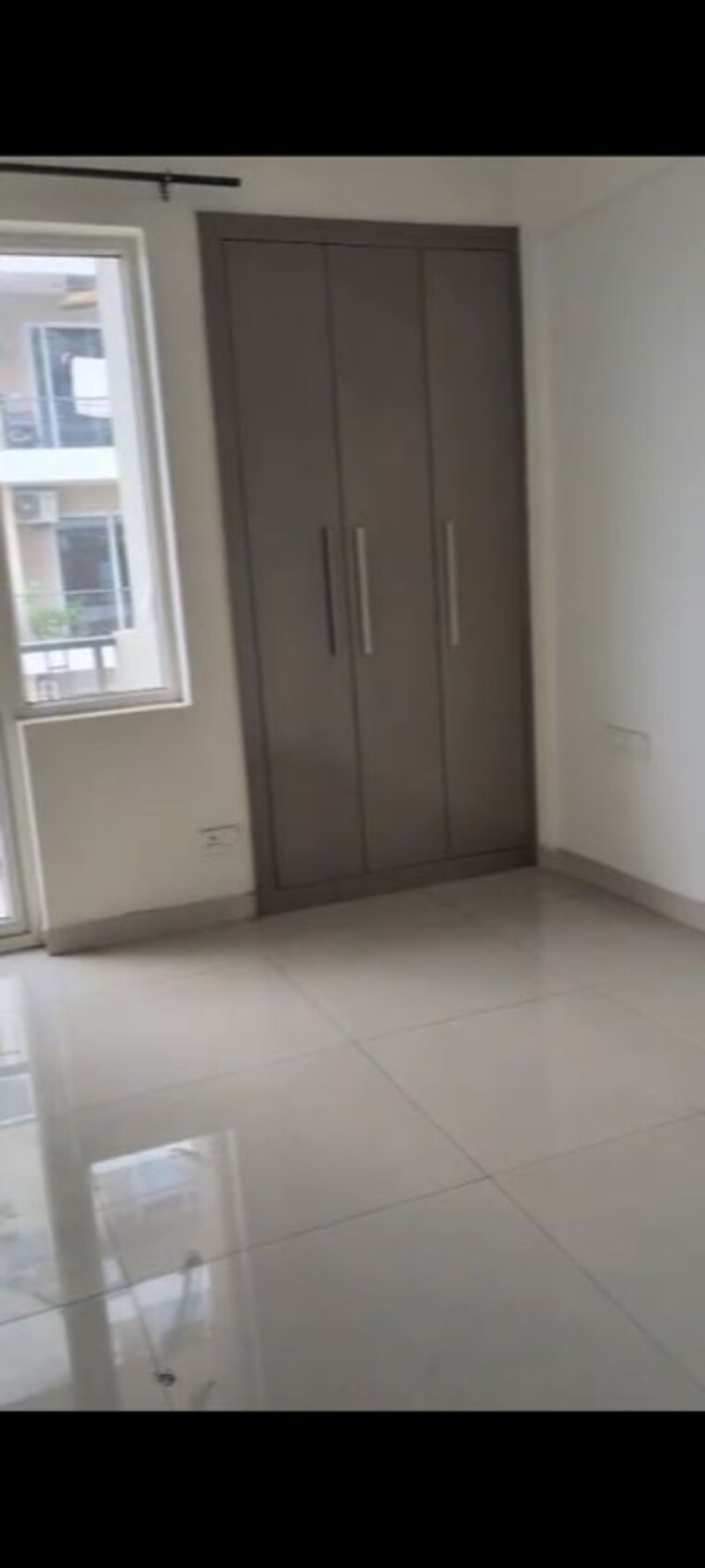 Room, uptown-insignia 3 Bedroom 1420 Sq.Ft. Apartment In International Airport Road Zirakpur 10608471