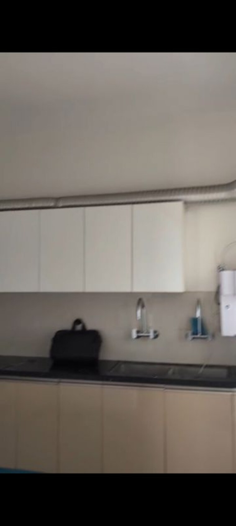 Kitchen, uptown-insignia 3 Bedroom 1420 Sq.Ft. Apartment In International Airport Road Zirakpur 10608471