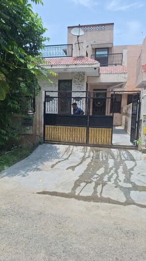 2 BHK Independent House For Sale in Omicron Ii Greater Noida