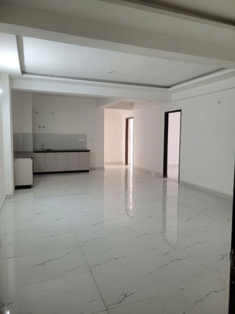 Room, omicron ii greater noida 2 Bedroom 250 Sq.Mt. Independent House In Omicron Ii Greater Noida Greater Noida 10608466