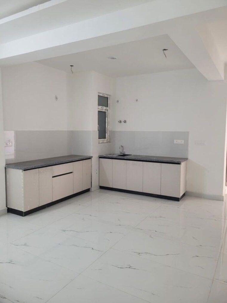 Bathroom, omicron ii greater noida 2 Bedroom 250 Sq.Mt. Independent House In Omicron Ii Greater Noida Greater Noida 10608466