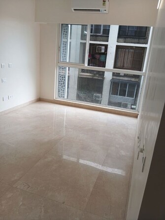 1.5 BHK + Prayer Room,Servant Room,Study Room,Extra Room,Basement,Store Room 560 Sq.Ft. Apartment in Rustomjee Cleon