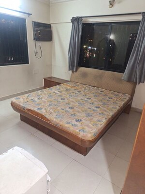 Bedroom in 3 BHK Apartment at Flower Valley Apartment, Wanowrie – for Rent