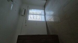 Room in 3 BHK Apartment at Assotech Blith, Sector 99 – for Sale