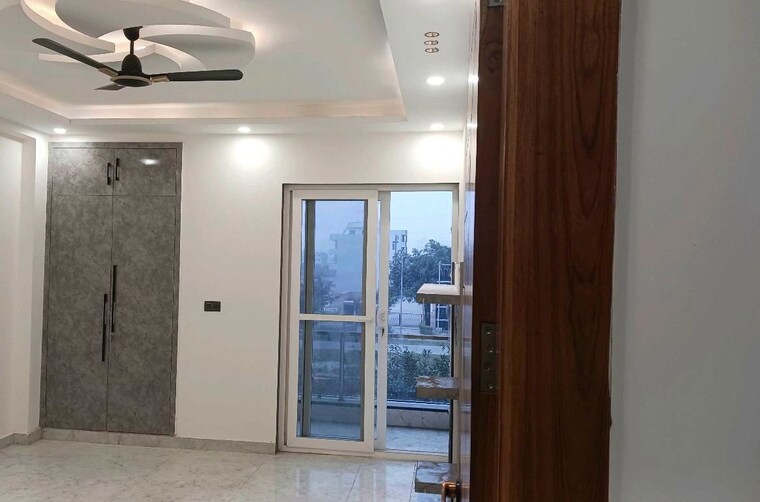 Room, bptp-eden-estate 4 Bedroom 2500 Sq.Ft. Builder Floor In Sector 81 Faridabad 10608499