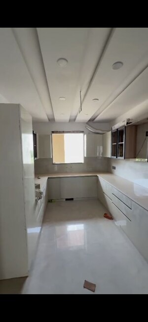 Kitchen in 4 BHK Builder Floor at Sector 85 – for Rent