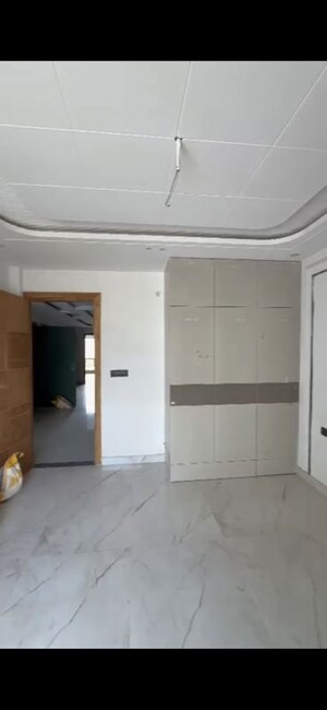Building Lobby in 4 BHK Builder Floor at Parklands, Sector 85 – for Sale