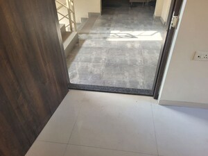 2.5 BHK Apartment – Entrance View at Ravetkar Sukhniwas, Senapati Bapat Road - for Rent