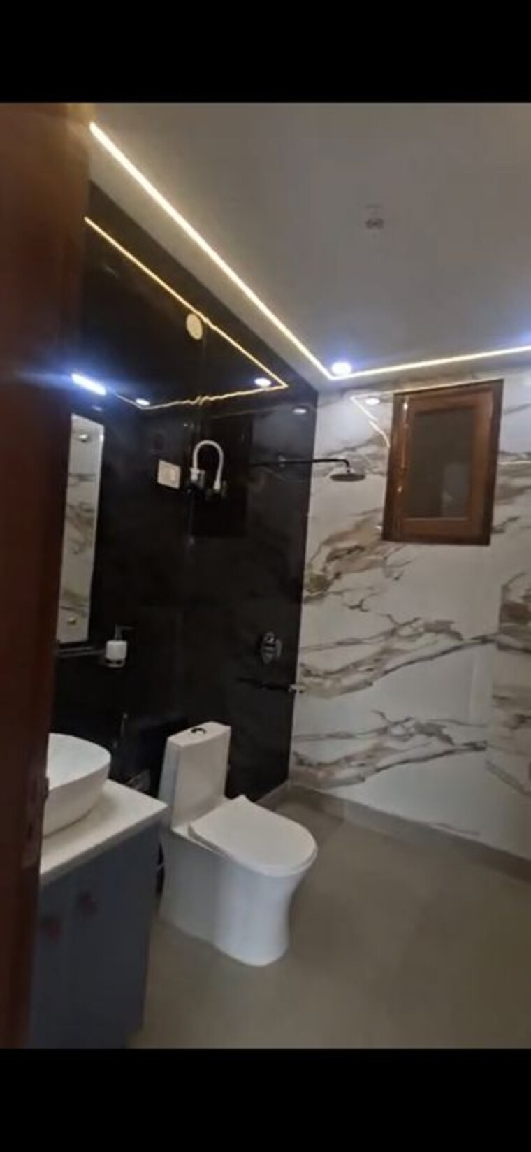 Team Area, parklands 4 Bedroom 2250 Sq.Ft. Builder Floor In Sector 85 Faridabad 10608537