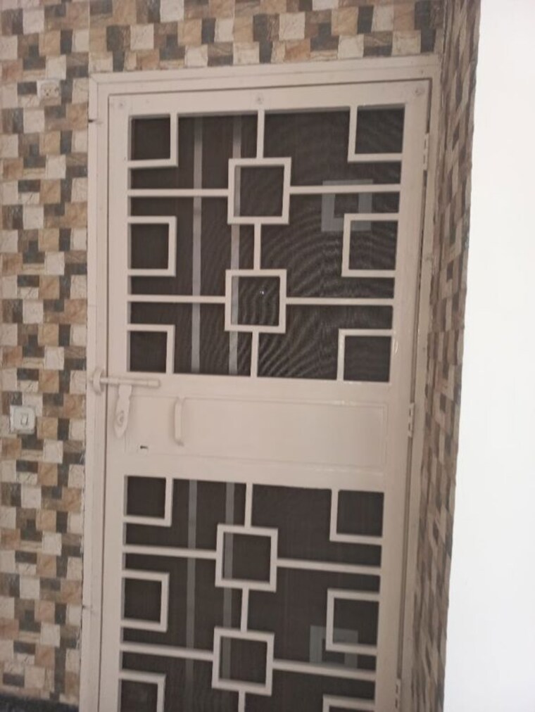 Exterior View, emaar-mgf-emerald-hills 4 Bedroom 1800 Sq.Ft. Apartment In Sector 65 Gurgaon 10608534