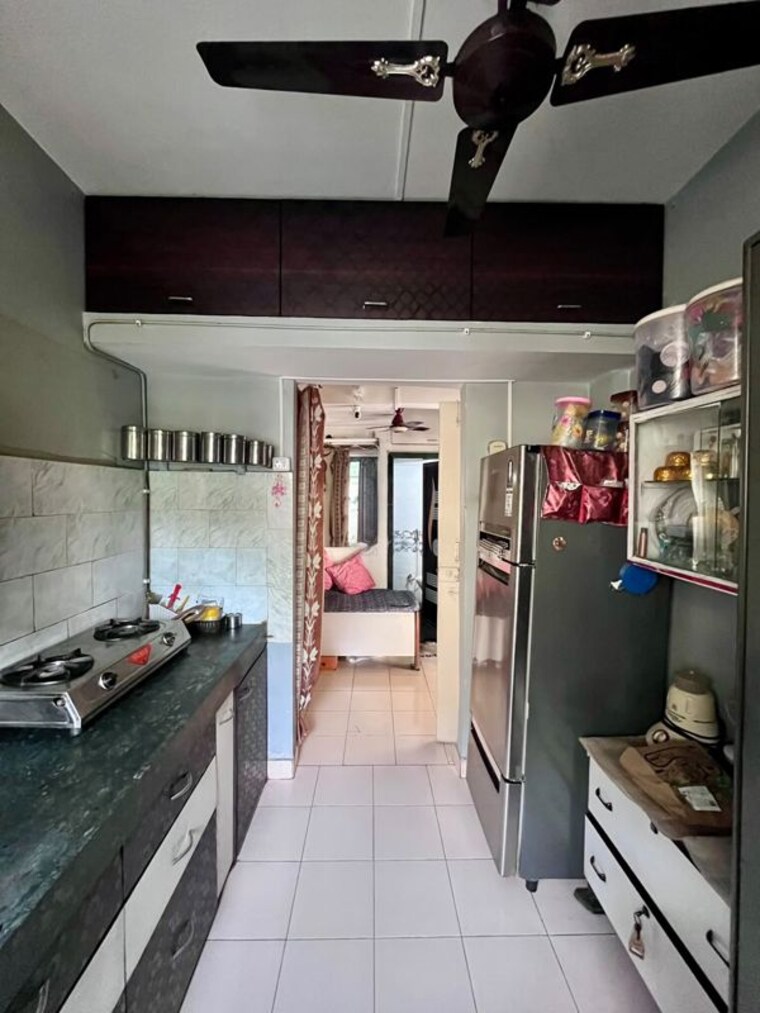 Kitchen, brahmand 1 Bedroom 400 Sq.Ft. Apartment In Brahmand Thane 10608546