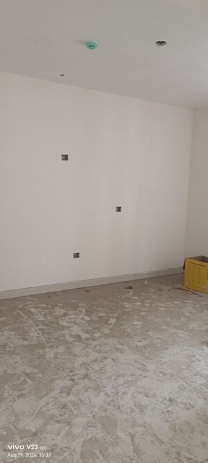 Room in  Office Space at Kondapur – for Sale